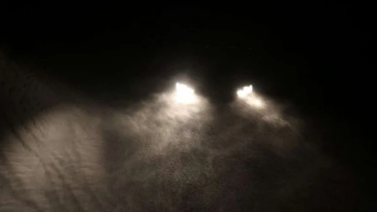 Iğdır-Kars yolunu tipi vurdu