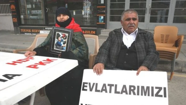 Diyarbakır anneleri Muş'ta: &quotOğlum, sesimi duyuyorsan gel.&quot