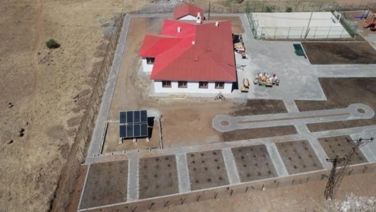 Bingöl'de atıl kalan okullar yeniden öğrencilerle buluşacak