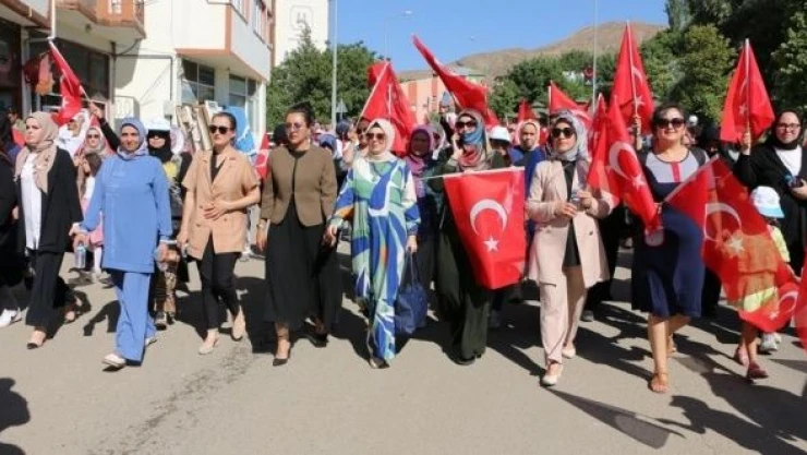 Erzurum'da 'Uluslararası Tarihi İspir Panayırı' start aldı