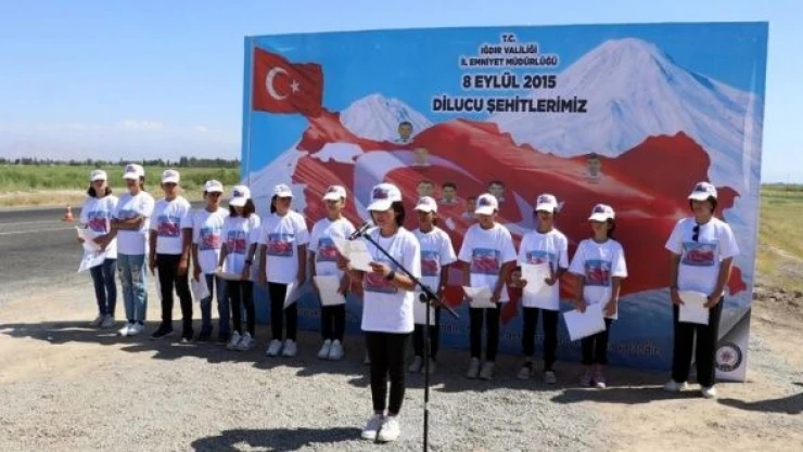 Iğdır'da 7 yıl önce şehit olan 13 polis anıldı