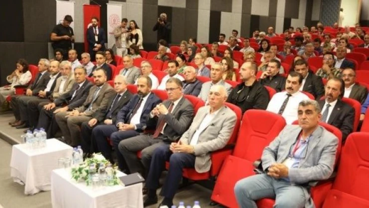 Van'da 'Urartu ve Ötesi' sempozyumu başladı