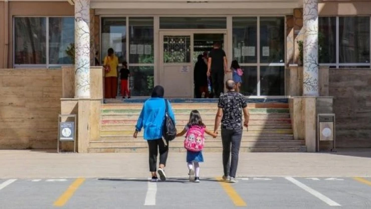 Van ve Bitlis'teki okullarda uyum eğitimi başladı