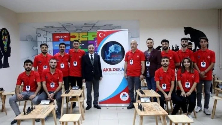 Ağrı'da 'I. Geleneksel Hızlı Satranç Turnuvası' yapıldı