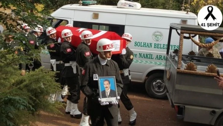 Bingöl'de Kıbrıs gazisi Hüsnü Çiftçi son yolculuğuna uğurlandı