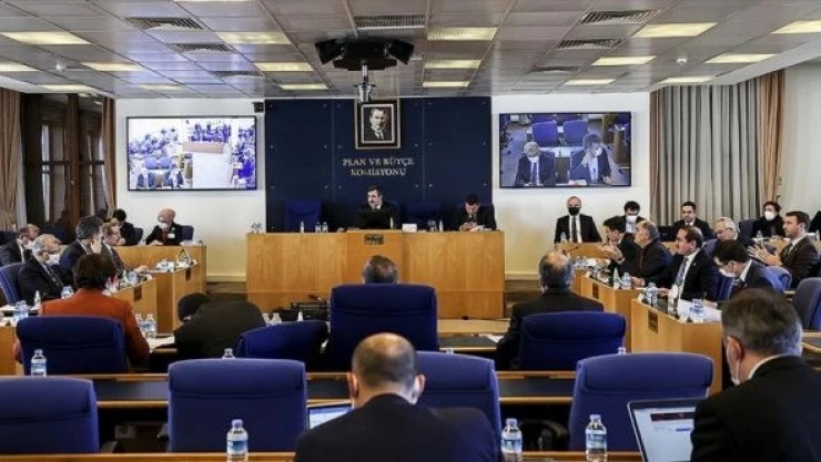 Ekonomiye ilişkin 'torba' kanun teklifi TBMM Plan ve Bütçe Komisyonunda kabul edildi