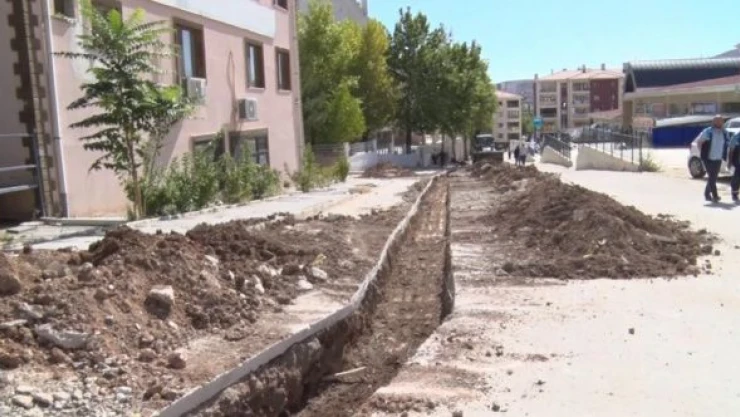 Elazığ'da cami bahçesinin genişletilmesi tepki gördü