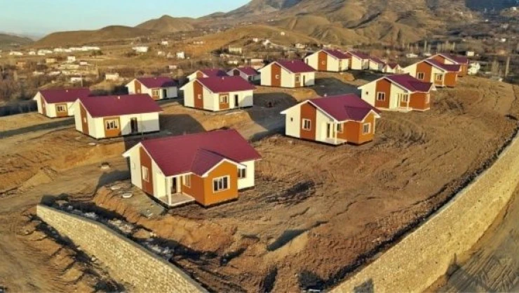 Elazığ'da Yedigöze Köyü'nün anahtar teslim tarihi belli oldu