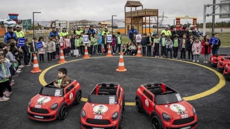 Erzurum'da 27 bin öğrenci trafik eğitimi alacak
