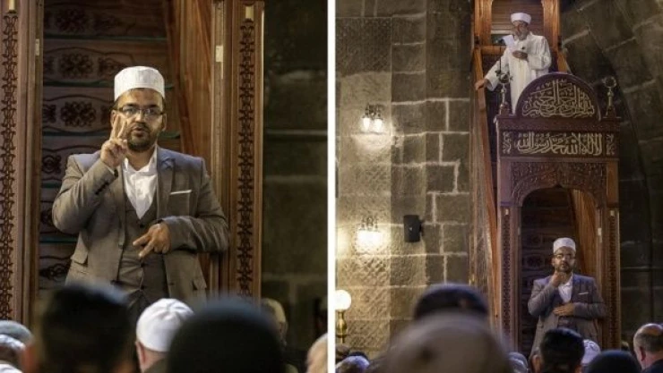 Erzurum'da işitme engelliler için cuma hutbesi 'işaret dili' ile aktarılıyor