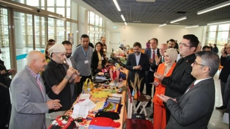 Erzurum Şehir Hastanesinde tedavi gören hastalar el sanatlarını sergiledi