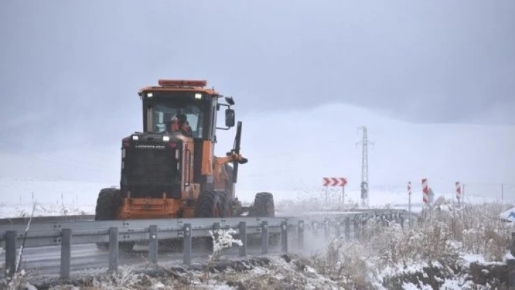 Erzurum ve Kars'ın yüksek kesimleri beyaza büründü
