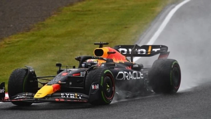 F1 Japonya Grand Prix'sinde pole pozisyonu Verstappen'in