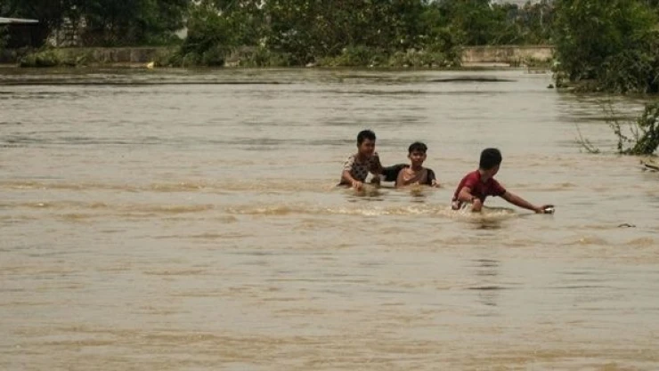 Nalgae Fırtınası 42 can aldı!