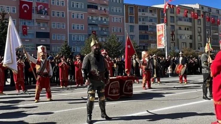 Kars'ın düşman işgalinden kurtuluşunun 102'inci yıl dönümü kutlandı