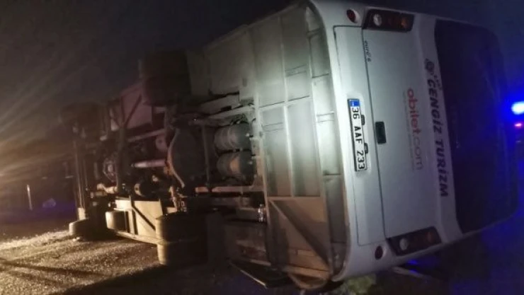 Kars'ta feci kaza: çok sayıda yaralı ve ölü var