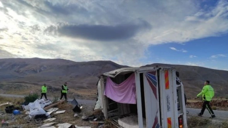 Malatya'da kamyonet kazası!