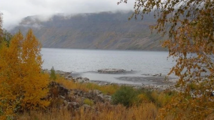 Nemrut Krater Gölü sonbaharda ziyaretçi akınına uğradı
