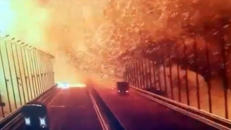 Kerç Köprüsü'ndeki patlamayla ilgili 8 kişi gözaltına alındı