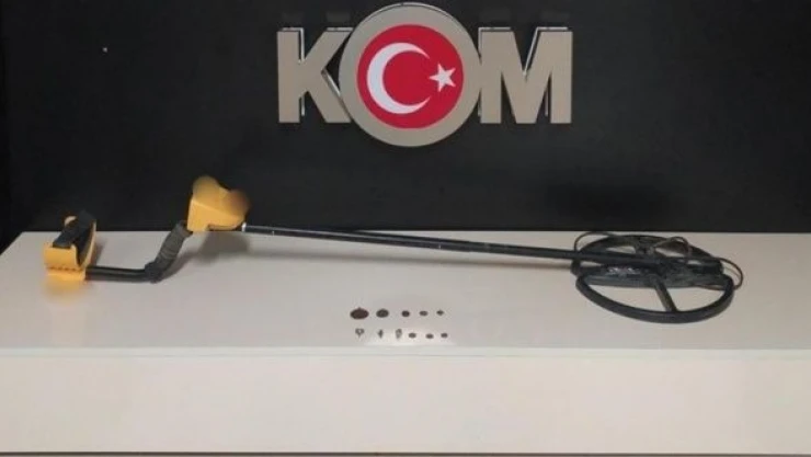 Van'da  sikke ve tarihi eser niteliği taşıyan obje ele geçirildi