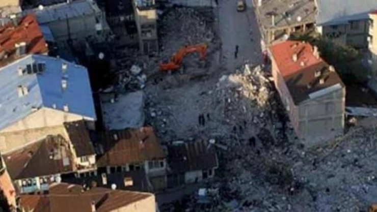 Van depremi 11'inci yılında!