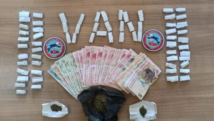 Van'da dolandırıcılık suçundan 3 şüheli  tutuklandı