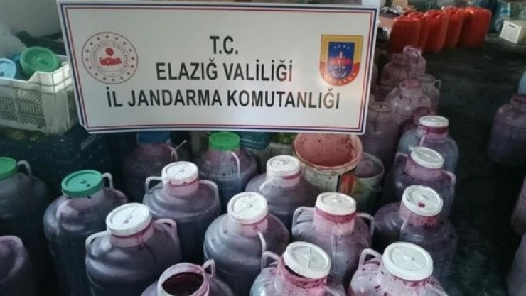 Elazığ'da tonlarca  kaçak şarap ele geçirildi