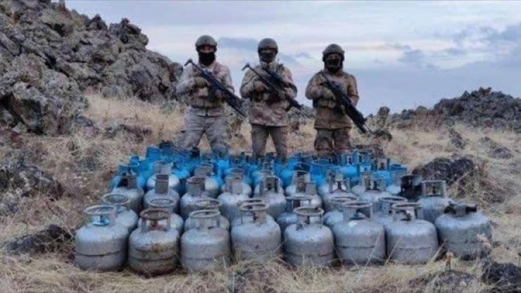 Van'da 50 mutfak tüpü ele geçirildi