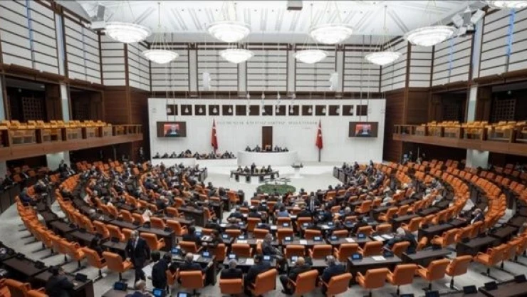 AK Parti 6 yaşındaki kız çocuğunun istismarı davasında Meclis araştırması istedi