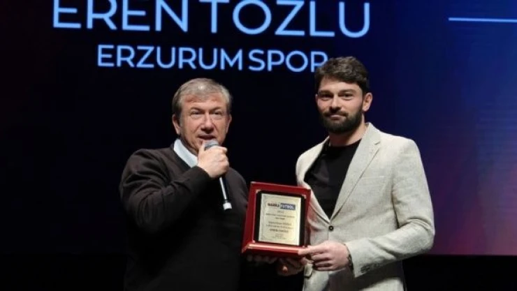 Erzurumsporlu futbolcu 'Yılın santraforu' seçildi
