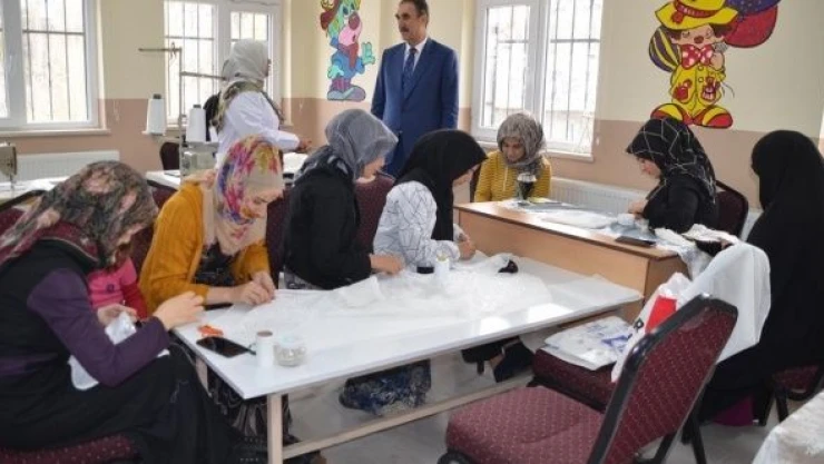 Muş'ta kullanılmayan okul binaları yaşam merkezi oldu