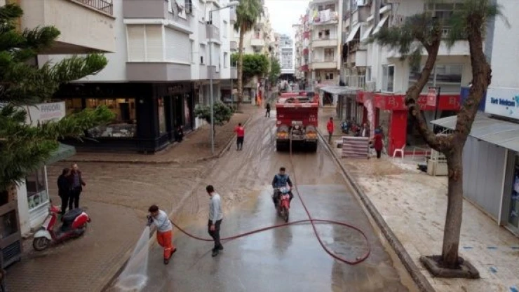 Kumluca'da eğitime ara verildi
