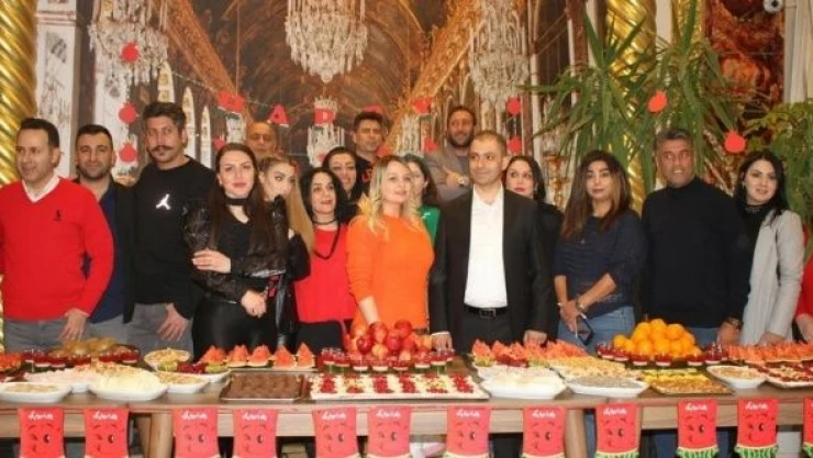 Van'da İranlı turistler için 'Şeb-i Yelda' düzenlendi