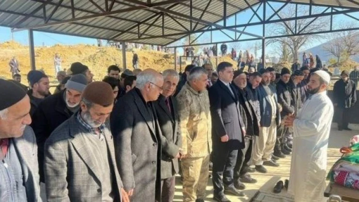 Elazığlı Kıbrıs Gazisi son yolculuğuna uğurlandı