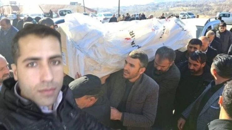 Ölüm yoksulu başka bulur... Poşete sarılı tabut, sel olmuş gözyaşları...