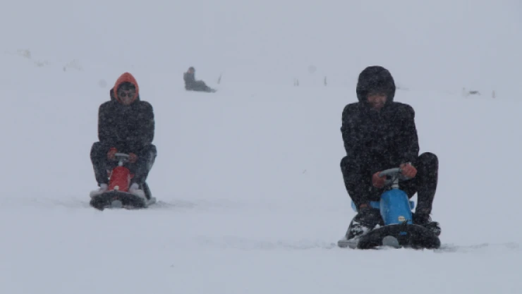 Bingöl'de kayak sezonu açıldı