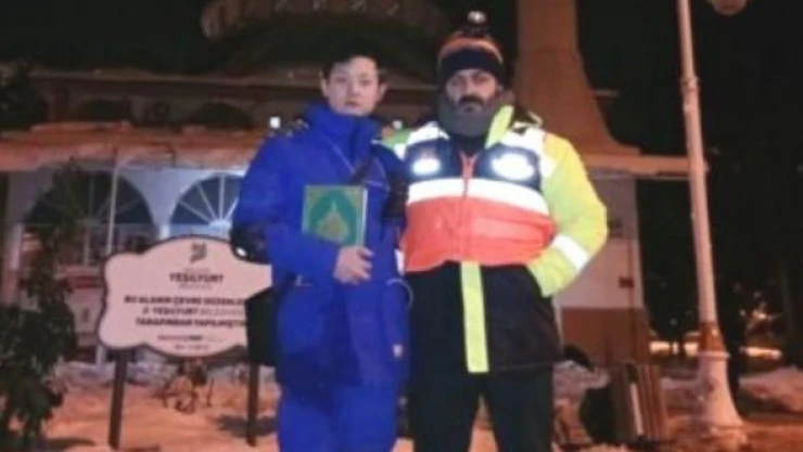 Çinli arama kurtarma timi deprem bölgesinde Müslüman oldu