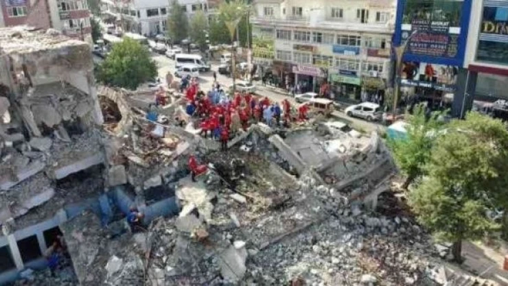 Depremden etkilenen Bingöl köylülerini sesini duyuramıyor