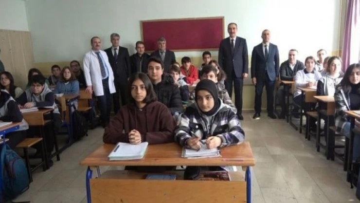 Depremzede çocuklar Muş'ta eğitime başladı