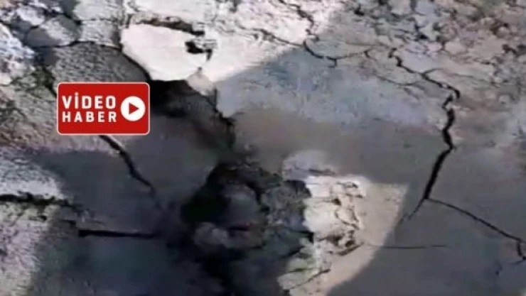 Elazığ Palu'da görüntülenen zemin sıvılaşması korkuttu