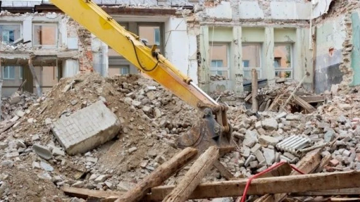 Enkaz alanında dikkatsizlik ölüm getirdi