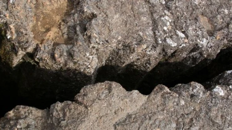 Fay hatlarının nereden geçtiğini nasıl öğrenirim? Evimin altından fay hattı geçiyor mu?