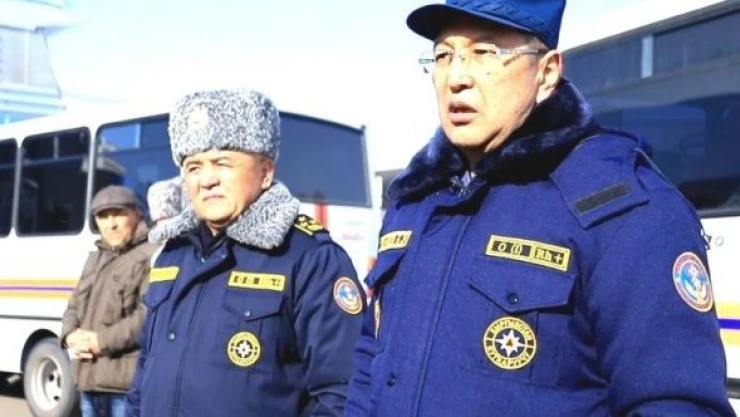 Kırgız dostlar Türkiye'ye ikinci yardım timini yolcu etti