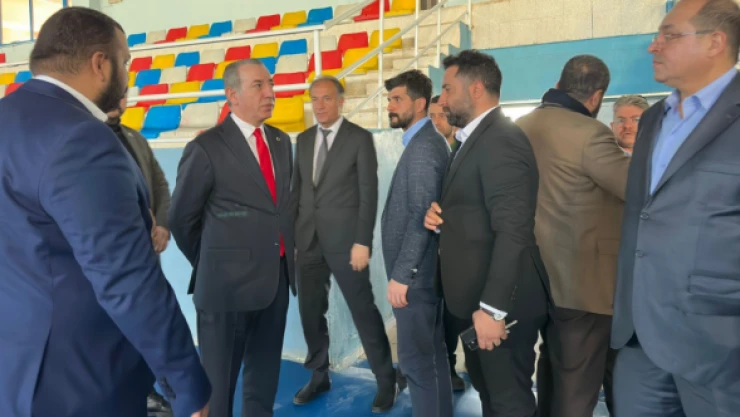 Türkmen Cephesi Bakanı Habur'da