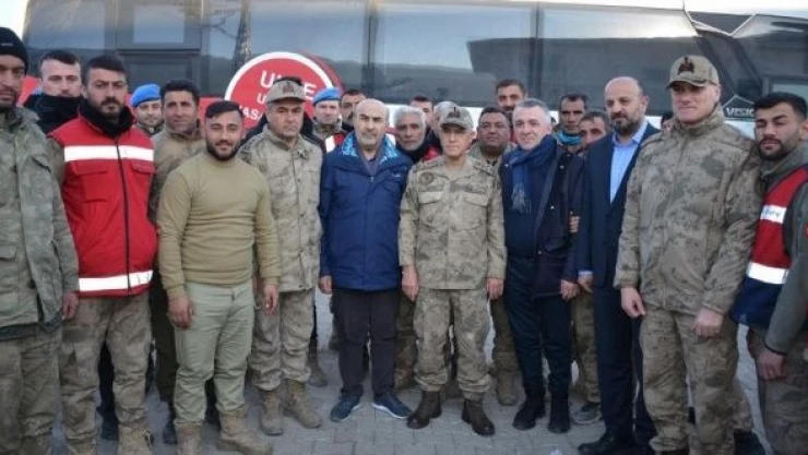 Vali Bilgin yabancı kanal muhabirine haddini bildirdi