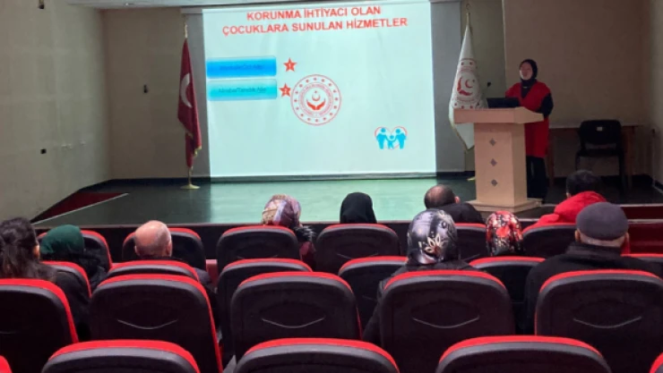 Koruyucu aile olmak isteyenler için toplantı yapıldı