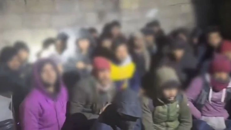 Van'da yasa dışı göçmenler bakın nerede yakalandı...