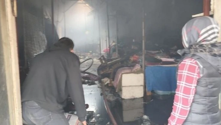 Van Rus Pazarı küle döndü