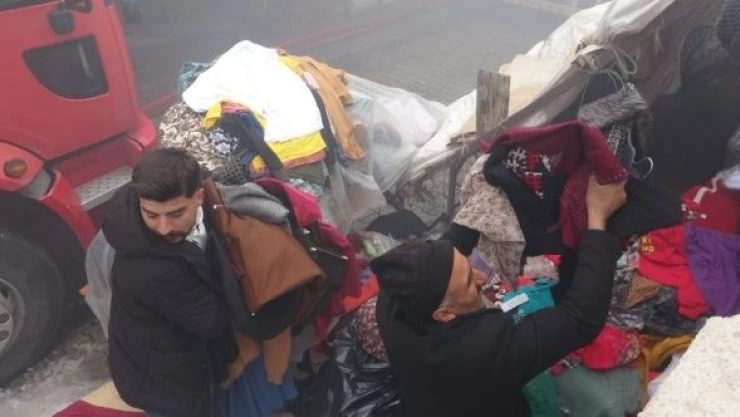 Van Rus Pazarı'ndaki yangın kontrol altına alındı