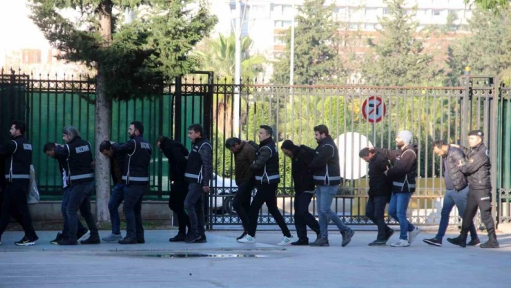 50 milyonluk 'vurgun' yapan suç örgütüne operasyon: 29 şüpheli adliyeye sevk edildi
